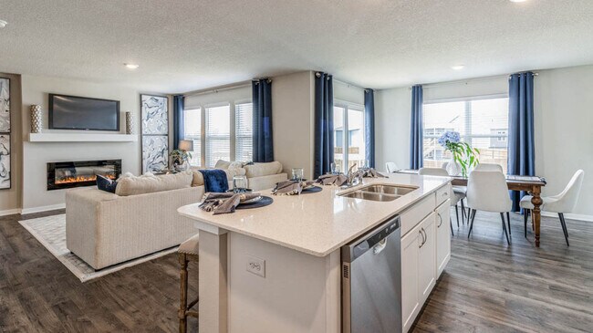 7805 N 169th St, Bennington, NE 68007 - photo 4