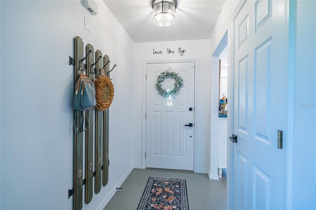 37340 Derbyshire Dr, Zephyrhills, FL 33542 - photo 6