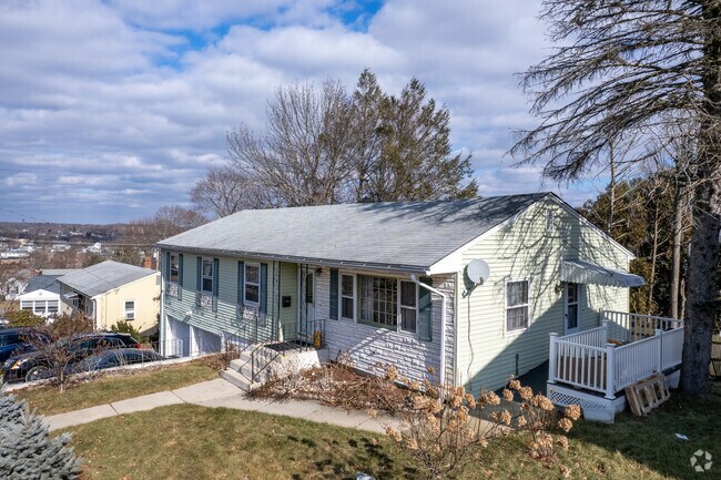 Bungalow styles homes are readily available in Hartford.