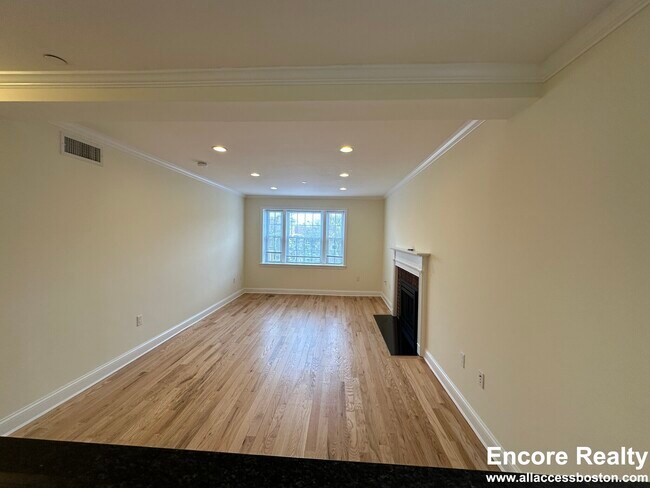 55 Langdon St unit 13, Cambridge, MA 02138 - photo 6