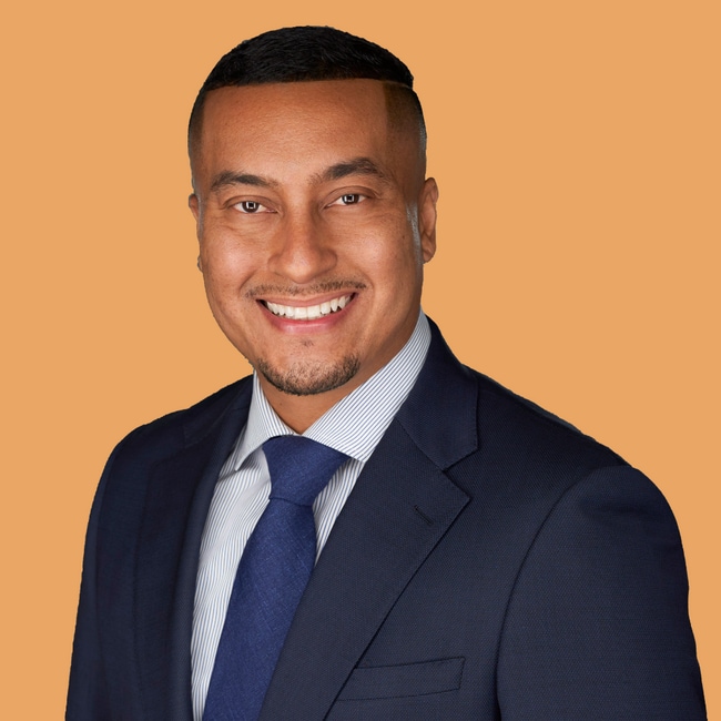 Agent Photo