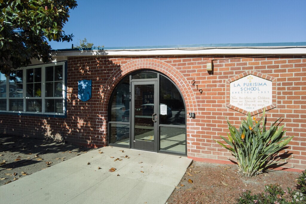 La Purisima Concepcion Catholic School.