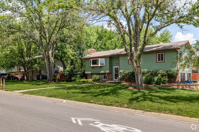 There are several ranch style homes lining the quiet streets of Deerfield.