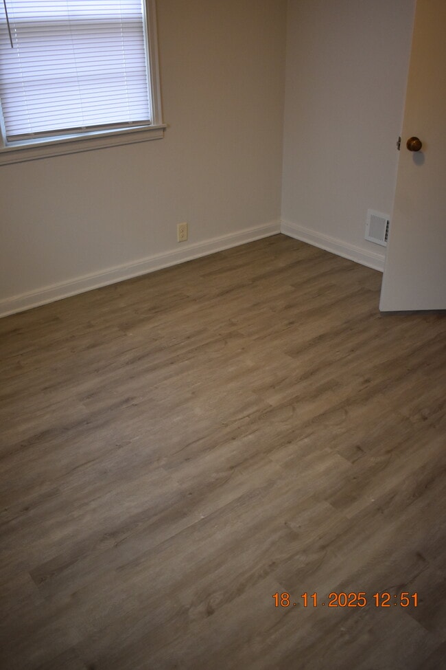 5321 Pratt St, Omaha, NE 68104 - photo 7