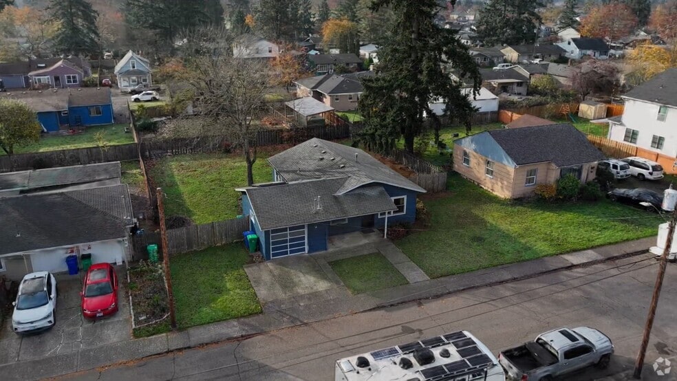 10130 SE Pardee St, Portland, OR 97266 - photo 2
