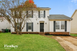 9419 White Cedar Ct, Charlotte, NC 28213