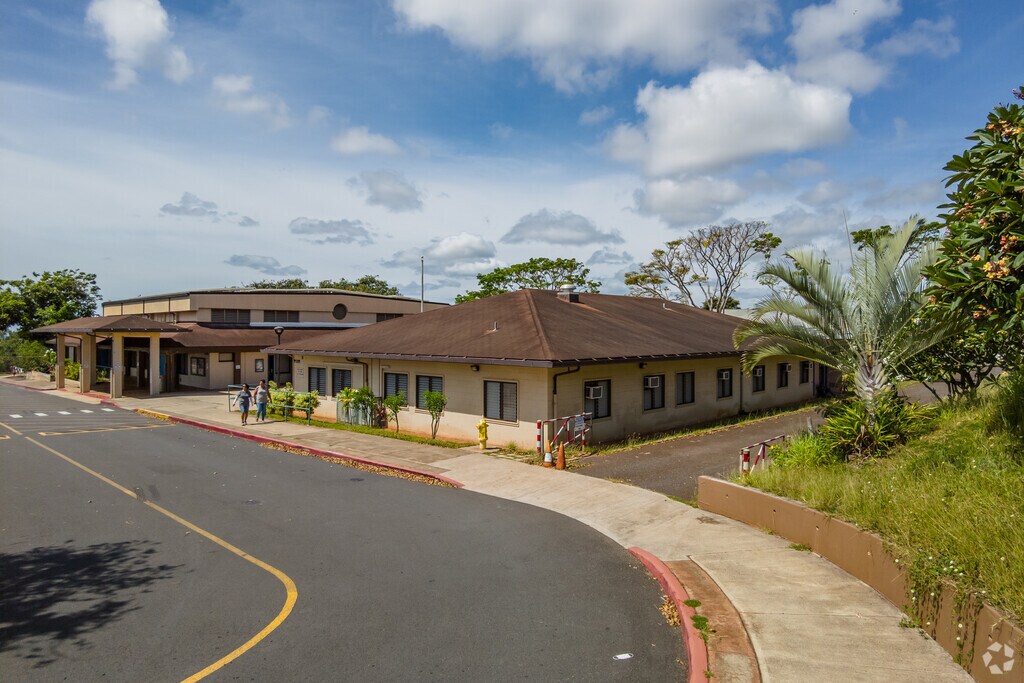 Embrace a supportive community at Kalei’opu’u Elementary School, fostering growth and success.