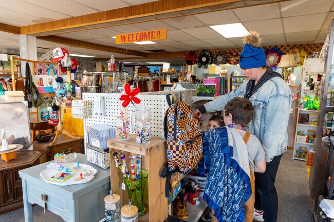 Connell’s Small Mall offers local shops and thrift finds in the city center.