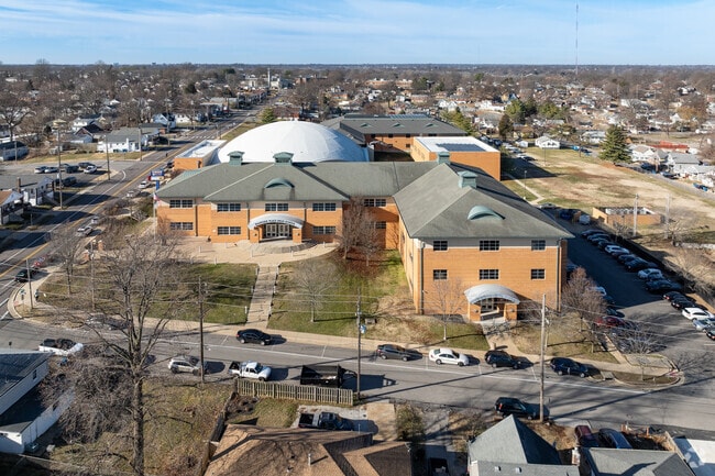 Hancock Place High School in St. Louis, offers extracurricular activities.