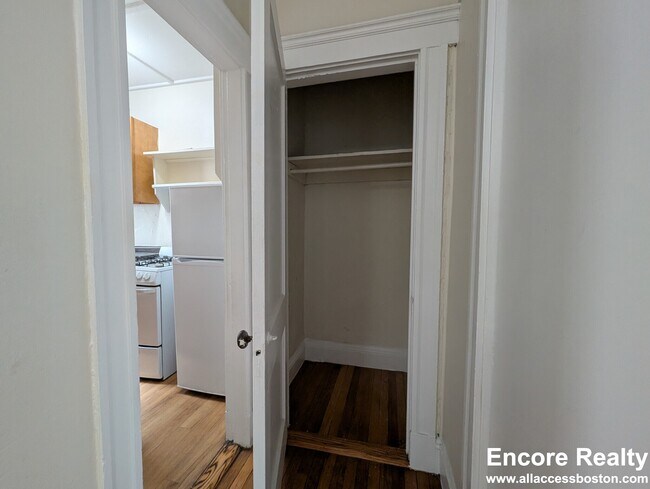 1191 Boylston St unit 9, Boston, MA 02215 - photo 7