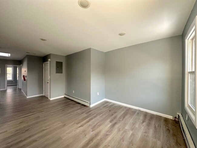 105 William St unit 2, Newburgh, NY 12550 - photo 4