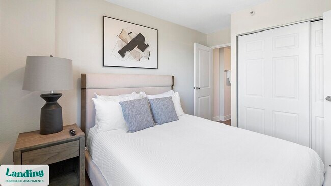 305 Dr M L K Jr St S unit 239, Saint Petersburg, FL 33705 - photo 6