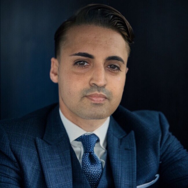 Agent Photo