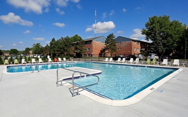 Outdoor Community Pool