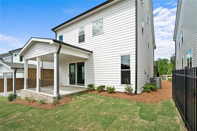 636 Silva St, Cumming, GA 30040 - photo 3