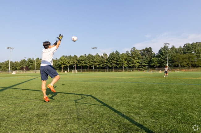 UVA students and the general population use The Park for various sports in Barracks Road.