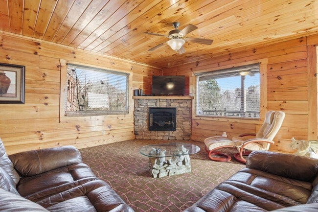 1115 Towering Oaks Dr unit ID1373975P, Sevierville, TN 37876 - photo 7