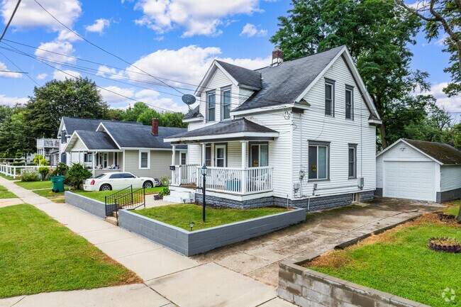 Housing styles can vary in North Central, with bungalows and Craftsman homes on the same street.