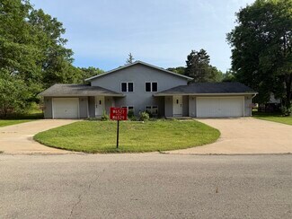 W6527 Woodhaven Cir, Wautoma, WI 54982