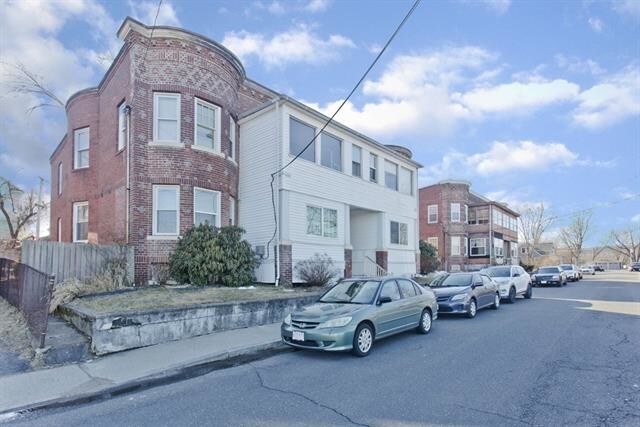 5 Park View Terrace unit 1R, Holyoke, MA 01040 - photo 2