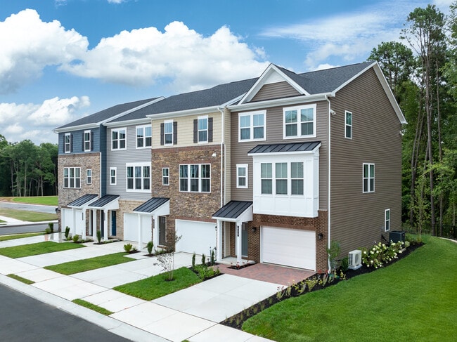 8288 Longford Rd, Millersville, MD 21108 - photo 4