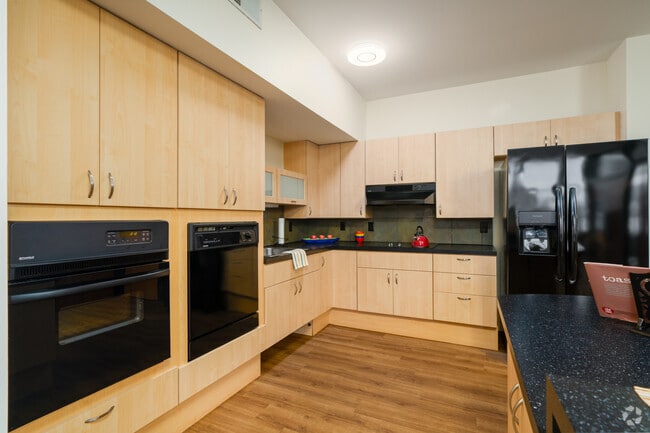 6North, Saint Louis, MO 63108 - photo 2