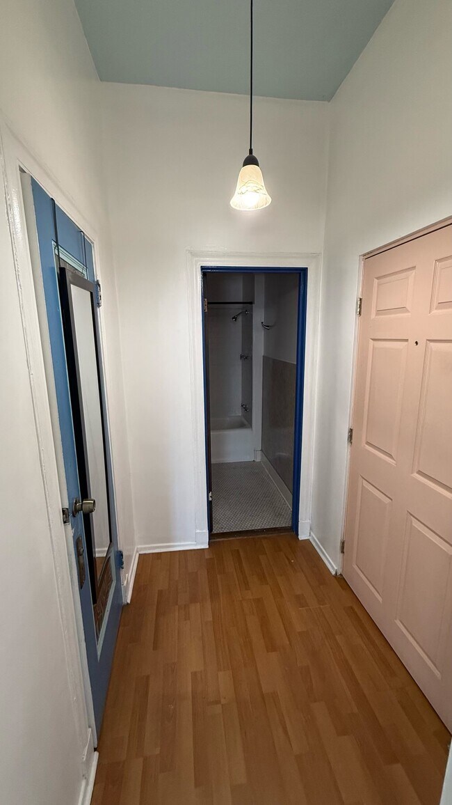 3109 W 6th St unit 8, Los Angeles, CA 90020 - photo 5