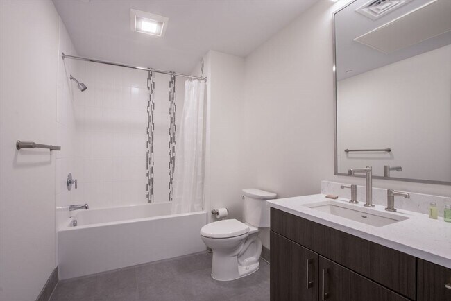 856 Beacon St unit 205, Boston, MA 02215 - photo 7