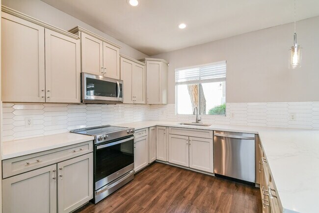 1469 S Hawk Ln, Gilbert, AZ 85296 - photo 7