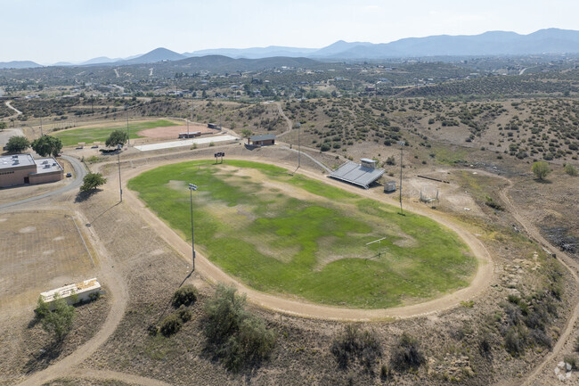 Students of Dewey’s Bradshaw Mountain Middle School provides opportunity for growth.