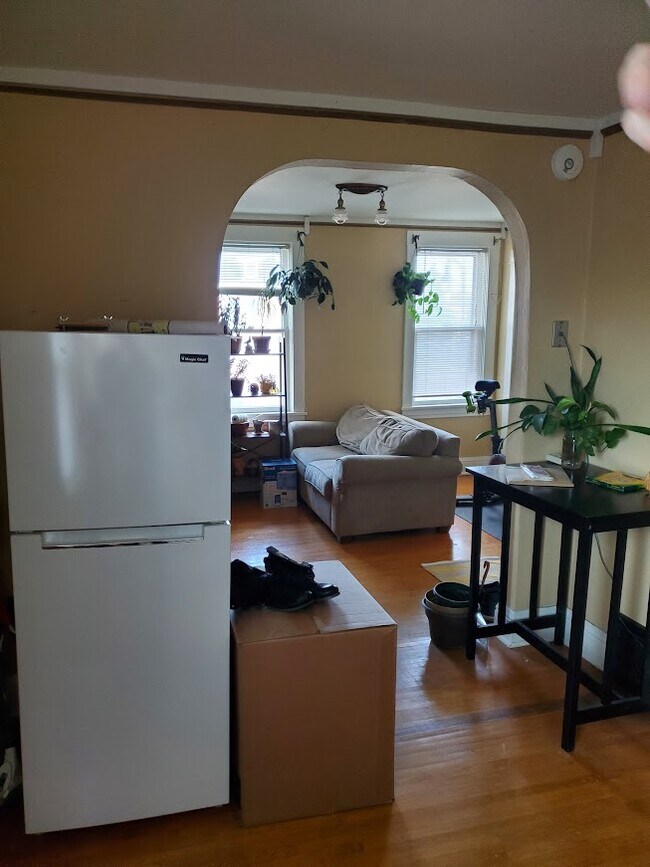 606 7th St N unit One, Fargo, ND 58102 - photo 7