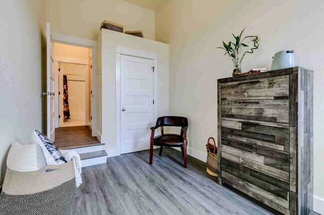 607 E Main St unit 206, Cottage Grove, OR 97424 - photo 6