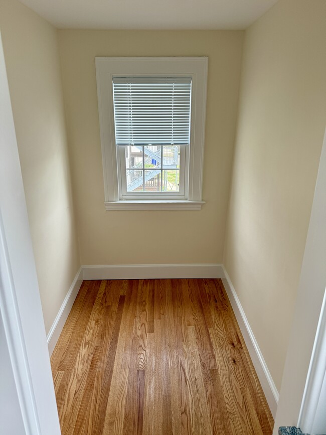 Pantry/Storage
