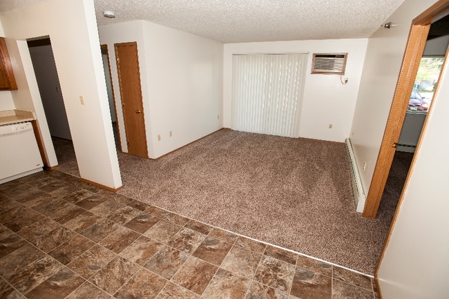 Centennial Place Apartments, Altoona, IA 50009 - photo 5