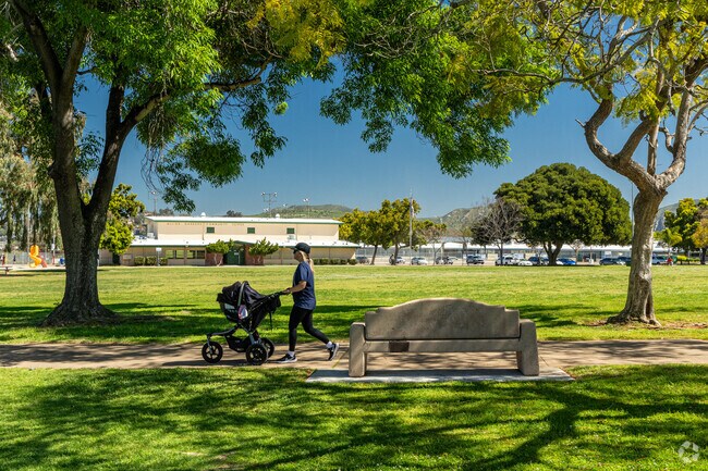 Allied Gardens Community Center has large green spaces and walking trails.