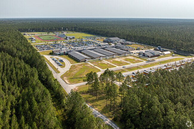 Lakeshore High School has an overall Niche grade of B+.