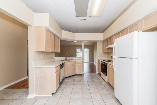 2963 Waters View Cir, Orange Park, FL 32073 - photo 6