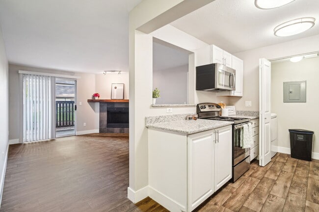 Campbell Run, Woodinville, WA 98072 - photo 2