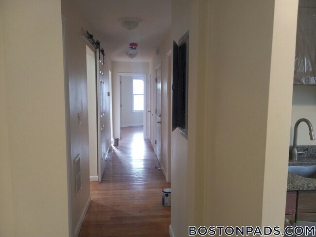 207 Harvard St unit 1, Dorchester Center, MA 02124 - photo 4