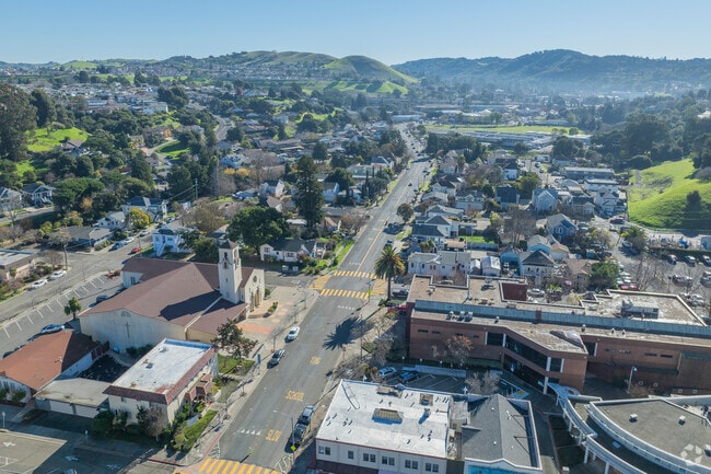 Old Town Pinole is located between the 80 Freeway and San Pablo Bay.