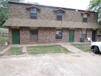 1012 Elk Run Dr, Imperial, MO 63052