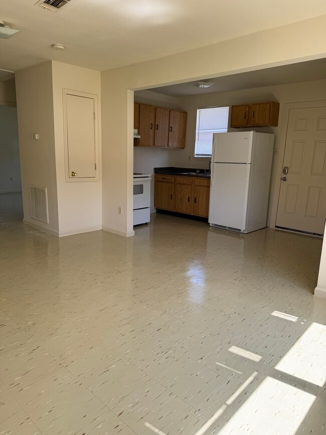 2407 Claire Ave, Gretna, LA 70053 - photo 5