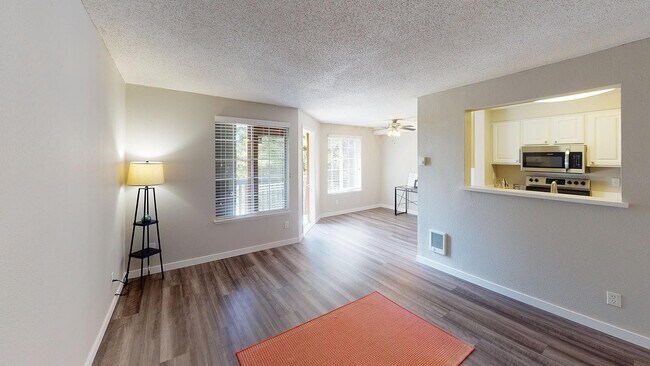 Brier Woods, Federal Way, WA 98003 - photo 2