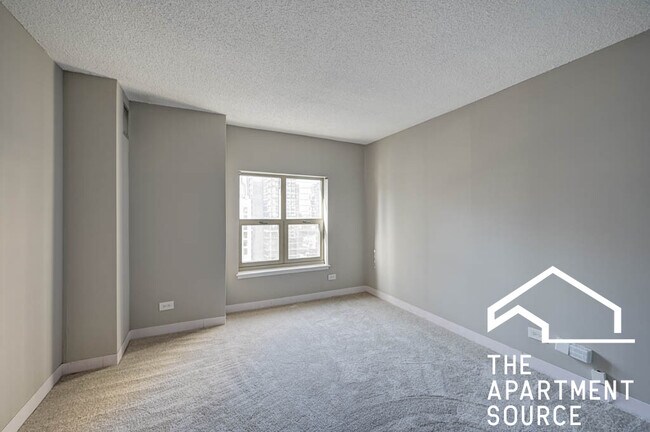 100 W Chestnut St unit 3004, Chicago, IL 60610 - photo 6
