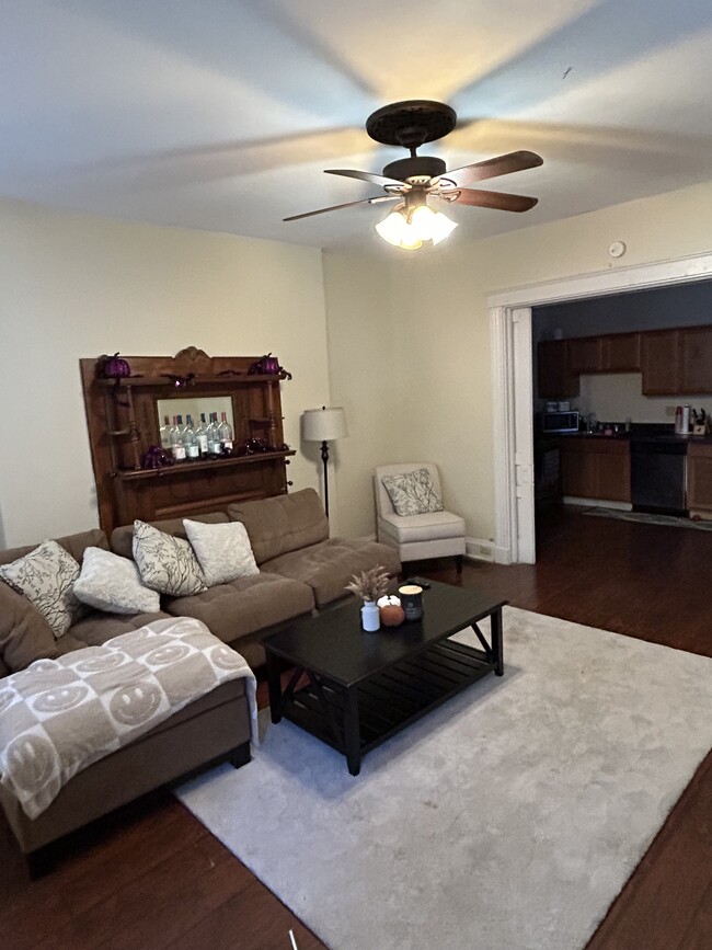 2154 W Clifton Ave, Cincinnati, OH 45219 - photo 2