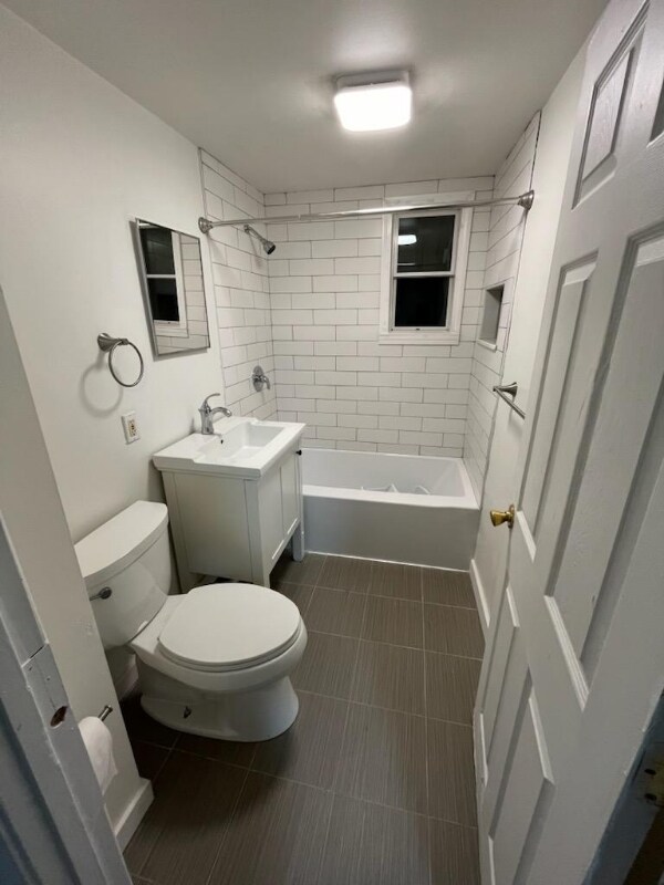 661 Millbury St unit 2, Worcester, MA 01607 - photo 3