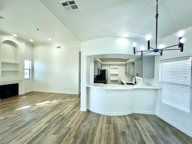 4623 Willis Ave unit 203, Los Angeles, CA 91403 - photo 4