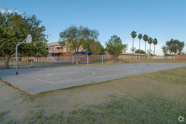 Jefferson Elementary in Mesa includes multiple basketball courts.