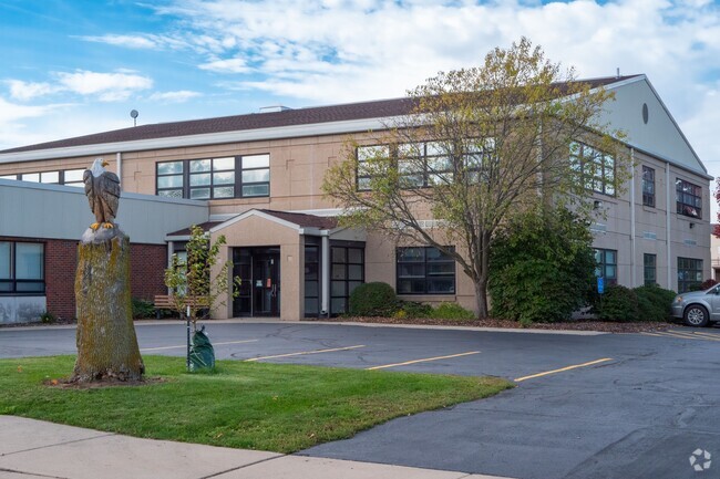 Steward Elementary School serves Northeast Lee County students from Pre-K through the 5th grade.