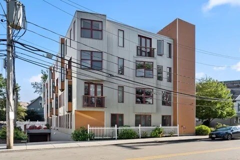 24 Bay State Rd unit 11, Cambridge, MA 02138 - photo 1